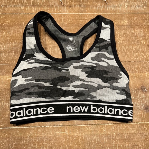 New Balance Women's CAMO Keyhole Racerback Sport Bra with Removable Pads - Picture 1 of 4